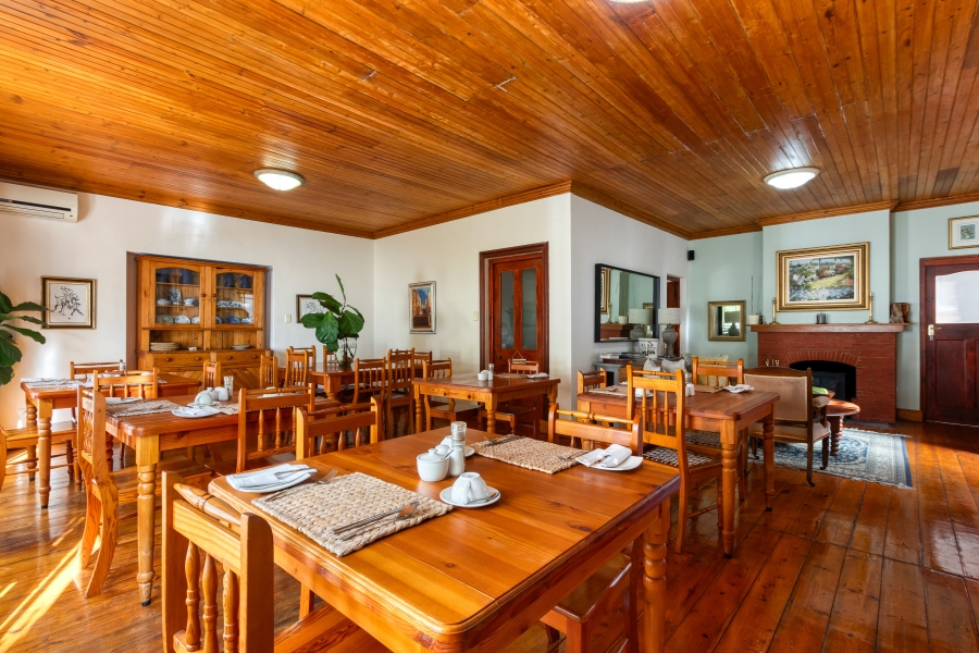 8 Bedroom Property for Sale in Gordons Bay Village Western Cape